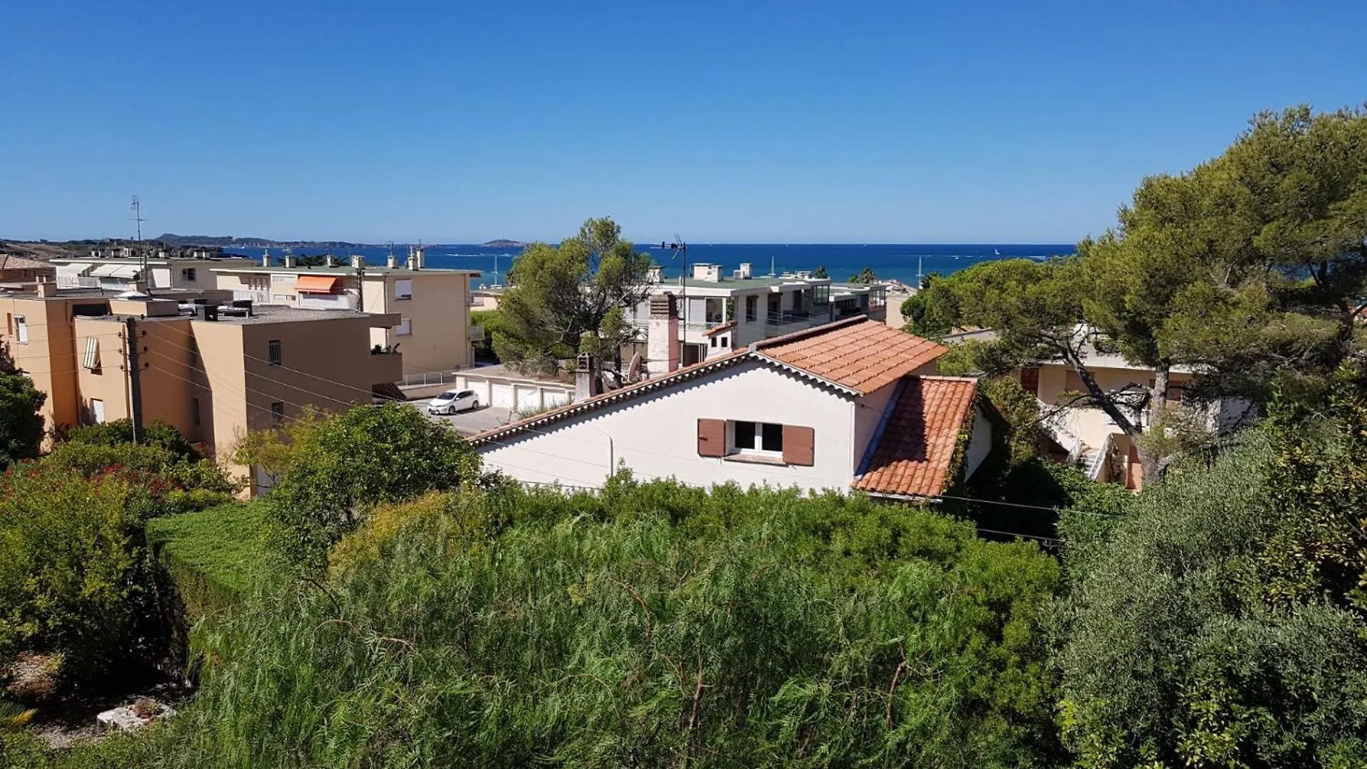 Apartmán Bellevue Six-Fours-les-Plages 0*,